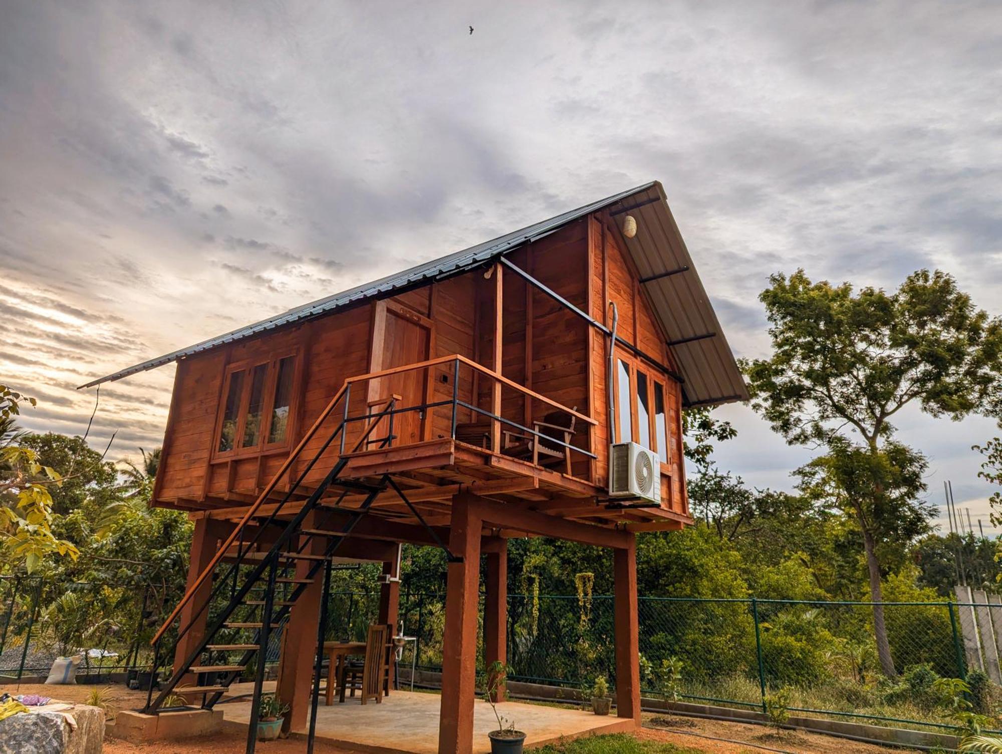 Villa Lion Wood Treehouse à Talkote Extérieur photo