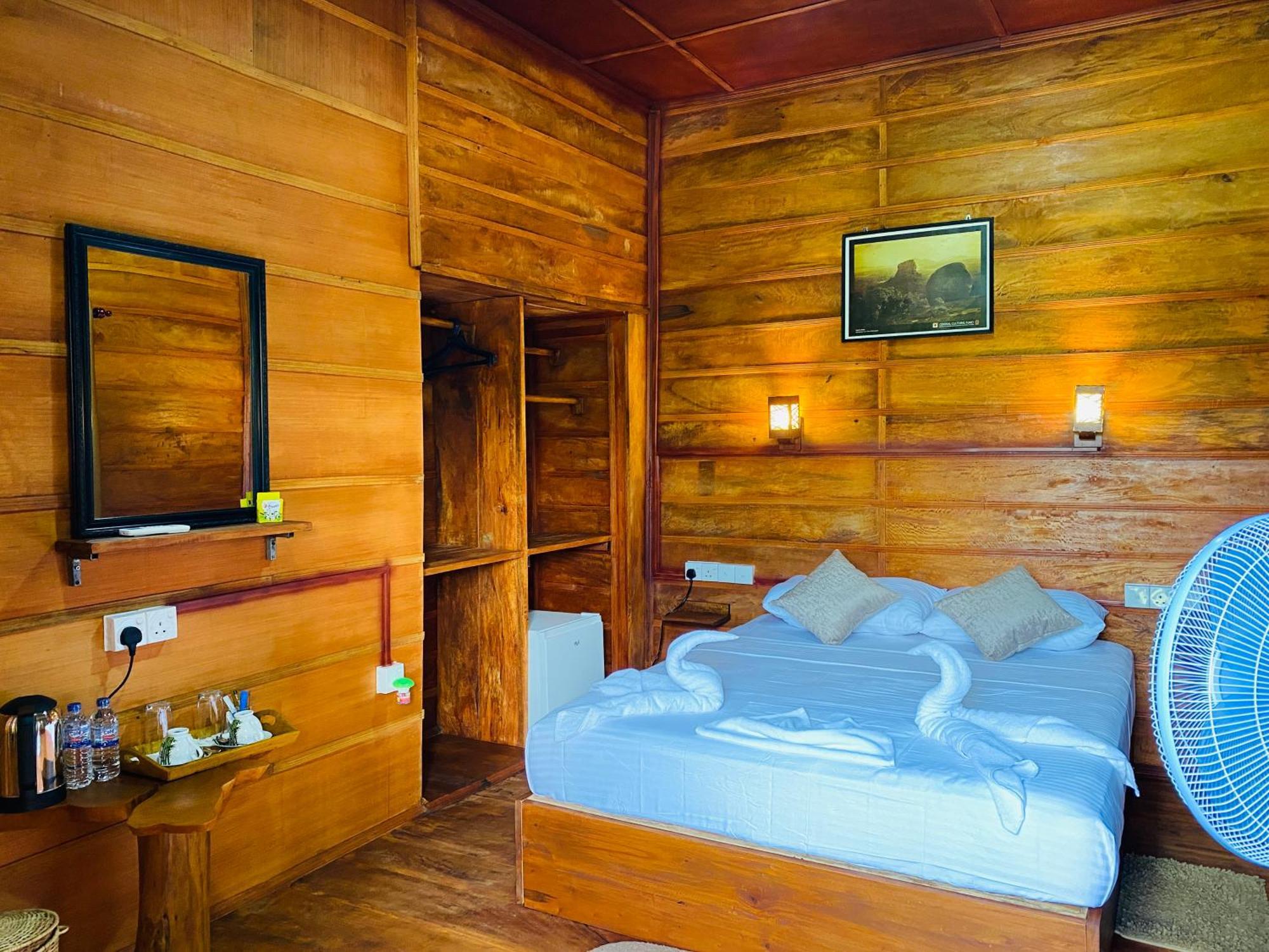 Villa Lion Wood Treehouse à Talkote Extérieur photo