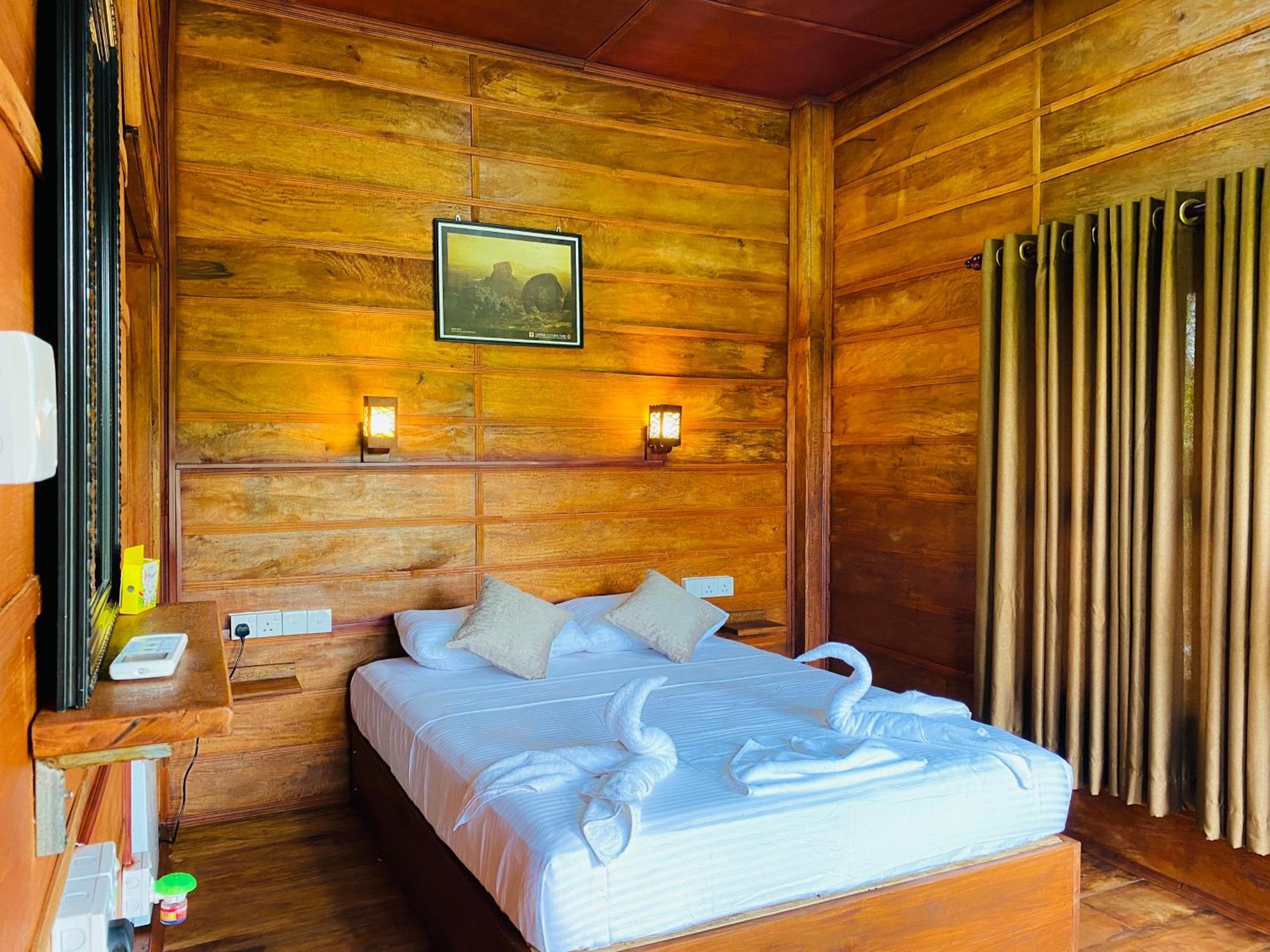 Villa Lion Wood Treehouse à Talkote Extérieur photo
