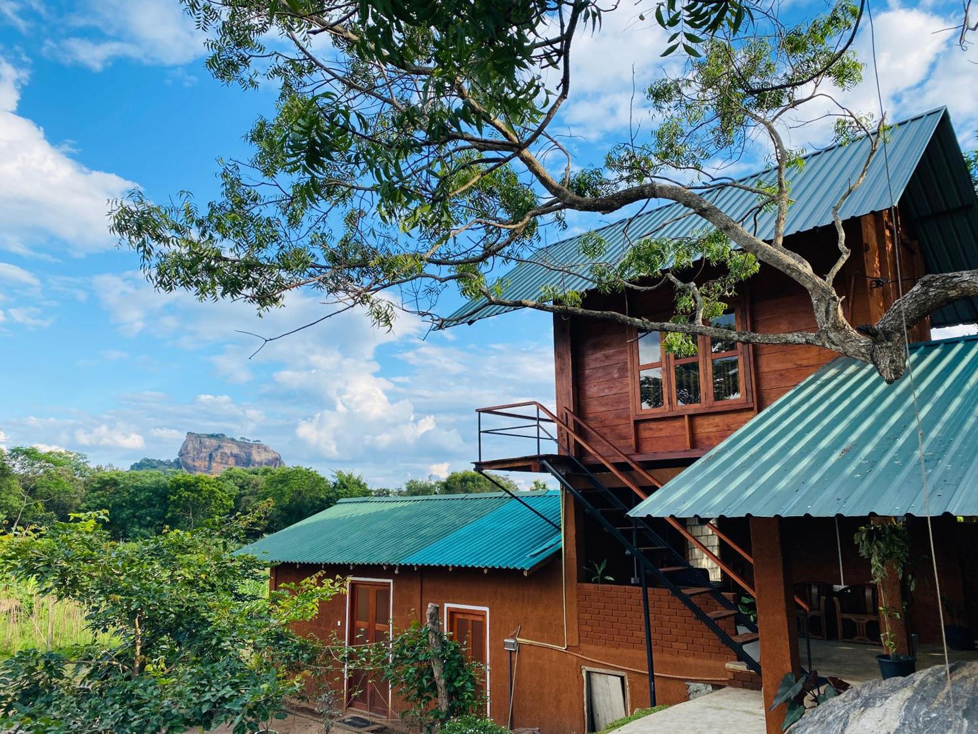 Villa Lion Wood Treehouse à Talkote Extérieur photo